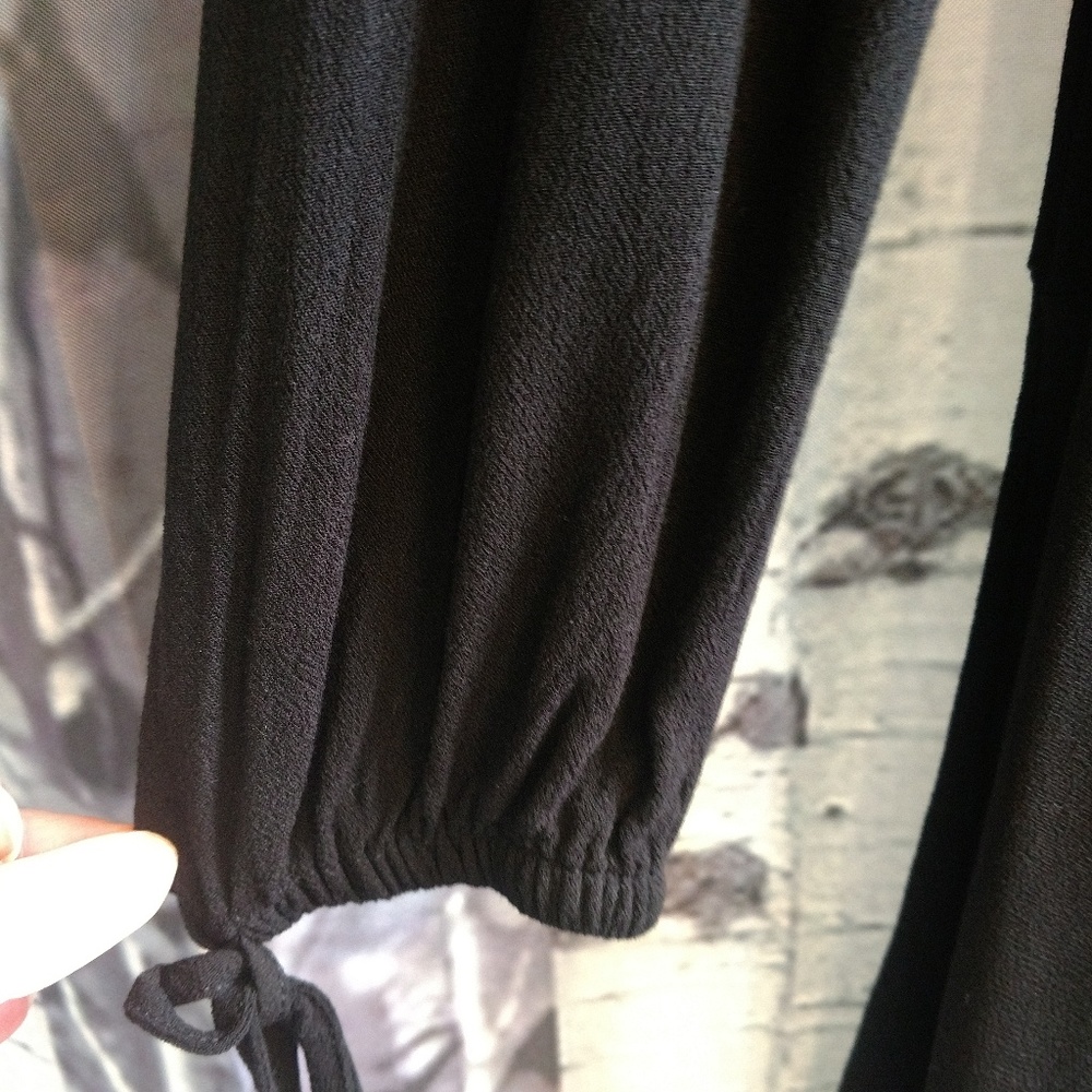 Flowy black swing dress size Small - Picture 4 of 7